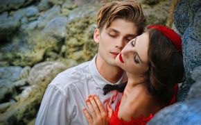 情侶間的性生活：如何保持健康和諧的親密關(guān)系